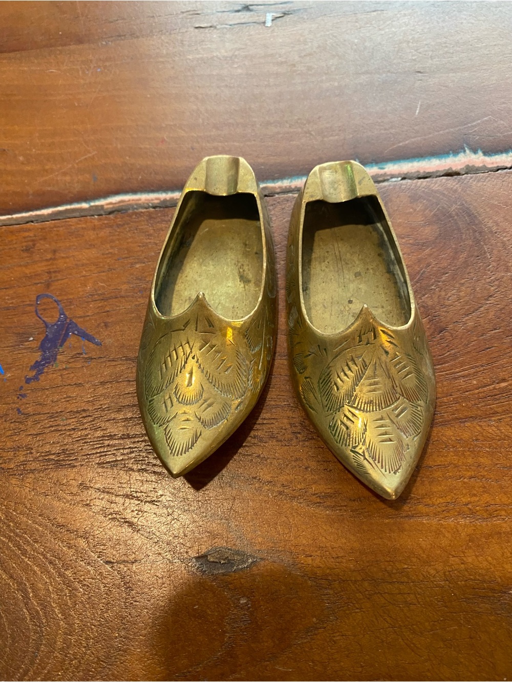 Brass Decorative Shoe Ashtrays- 4” Brass Home Decor